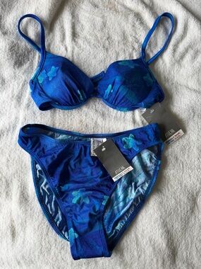 Athena Bikini Swimwear Set Blue Floral Tankini Set Women's Size 10. NWT
